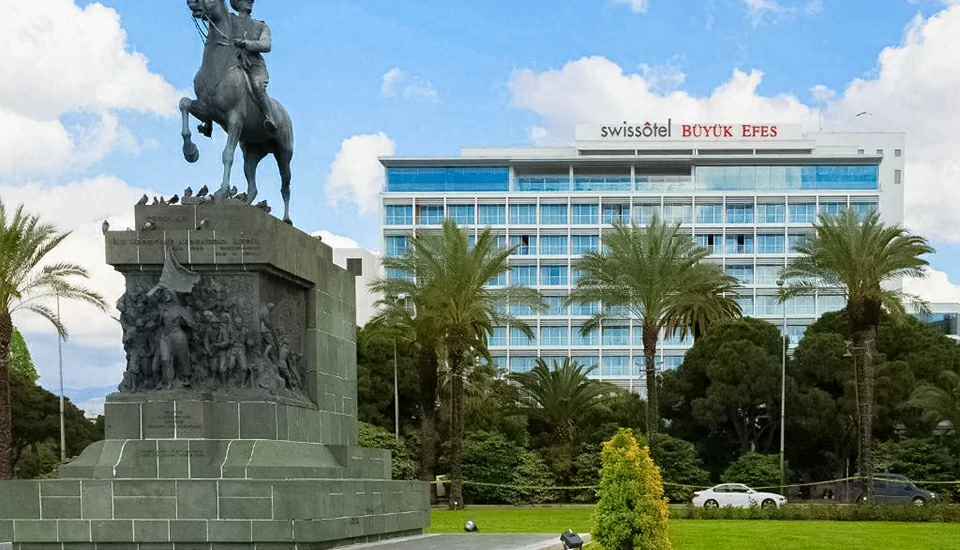 هتل سوئیس اوتل بویوک افس ازمیر